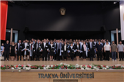 TRAKYA ÜNİVERSİTESİ MÜHENDİSLİK FAKÜLTESİNDE MEZUNİYET HEYECANI