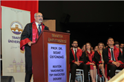 TRAKYA ÜNİVERSİTESİ TIP FAKÜLTESİNDE MEZUNİYET SEVİNCİ