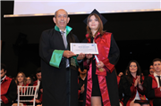 TRAKYA ÜNİVERSİTESİ TIP FAKÜLTESİNDE MEZUNİYET SEVİNCİ