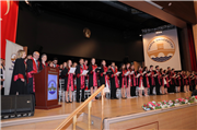 TRAKYA ÜNİVERSİTESİ TIP FAKÜLTESİNDE MEZUNİYET SEVİNCİ