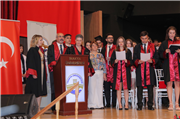 TRAKYA ÜNİVERSİTESİ TIP FAKÜLTESİNDE MEZUNİYET SEVİNCİ