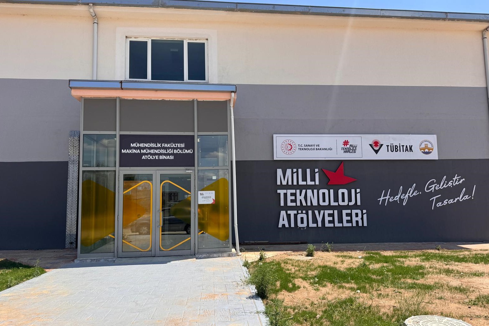 TRAKYA ÜNİVERSİTESİ MİLLÎ TEKNOLOJİ ATÖLYESİNİ HİZMETE AÇMAYA HAZIRLANIYOR