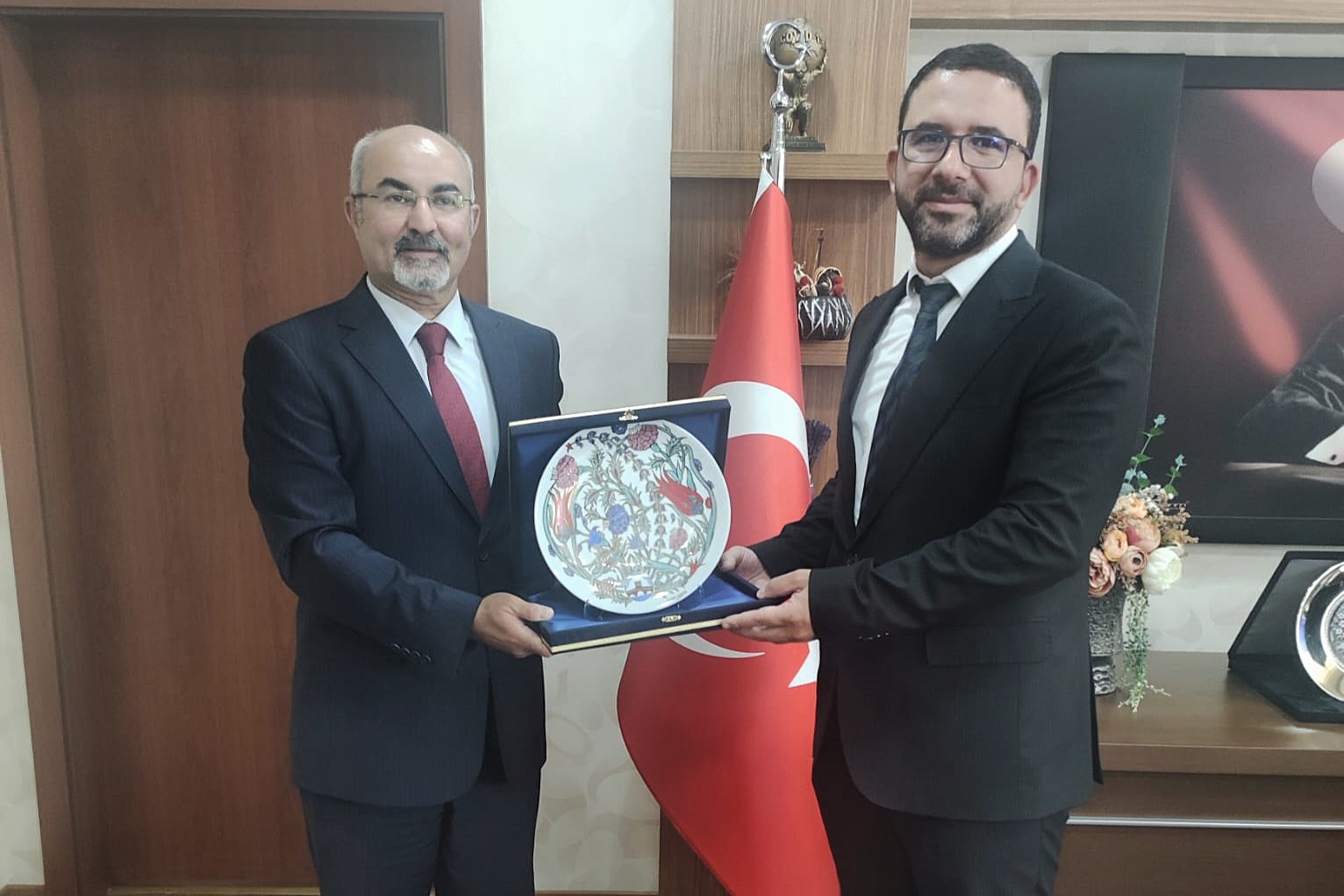 REKTÖR YARDIMCISI PROF. DR. SEDAT ÜSTÜNDAĞ'DAN SAĞLIK BAKANLIĞI VE SGK YÖNETİCİLERİNE ZİYARET