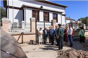 TRAKYA ÜNİVERSİTESİ HEYETİ EDİRNE DİJİTAL KENT ARŞİV MERKEZİ OLARAK İŞLEVLENDİRİLECEK TARİHÎ YAPIDA İNCELEMELERDE BULUNDU