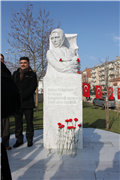 “TÜRKAN BEBEK” HEYKELİ AÇILDI