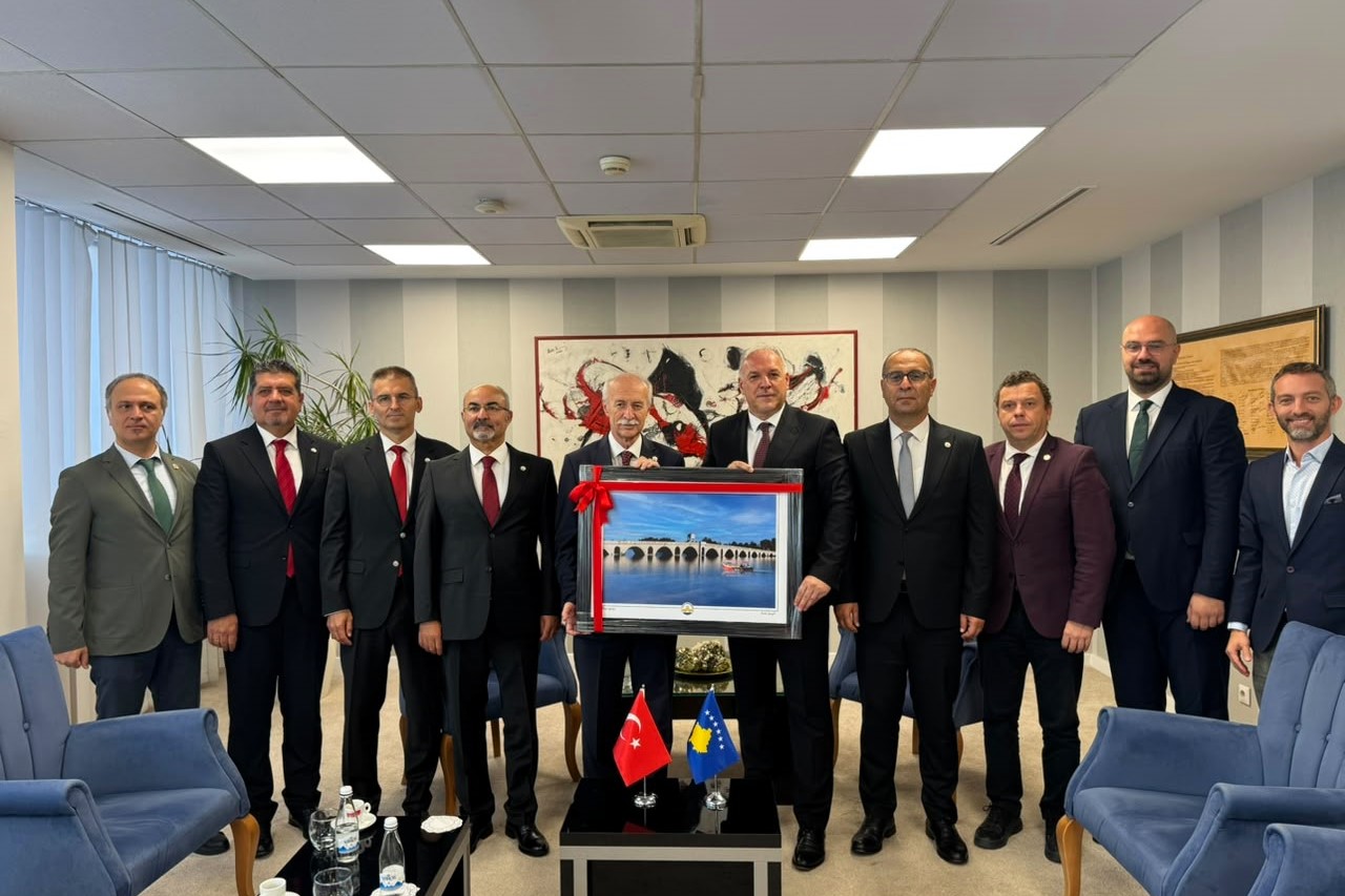 TRAKYA ÜNİVERSİTESİ HEYETİNDEN KOSOVA BAŞBAKAN YARDIMCISI FİKRİM DAMKA’YA ZİYARET