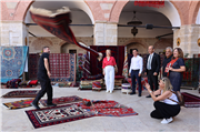 TRAKYA ÜNİVERSİTESİNİN YENİDEN HAYAT VERDİĞİ EDİRNE KIRMIZISI, YAĞCIBEDİR HALISI İLE BULUŞTU