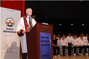 TRAKYA ÜNİVERSİTESİ TIP FAKÜLTESİNDE BEYAZ ÖNLÜK COŞKUSU