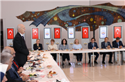 TRAKYA ÜNİVERSİTESİ YÖNETİMİ AKADEMİK BİRİM SEKRETERLERİYLE YENİ DÖNEM ÖNCESİ KOORDİNASYON TOPLANTISINDA BİR ARAYA GELDİ