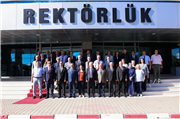 TRAKYA ÜNİVERSİTESİ YÖNETİMİ AKADEMİK BİRİM SEKRETERLERİYLE YENİ DÖNEM ÖNCESİ KOORDİNASYON TOPLANTISINDA BİR ARAYA GELDİ