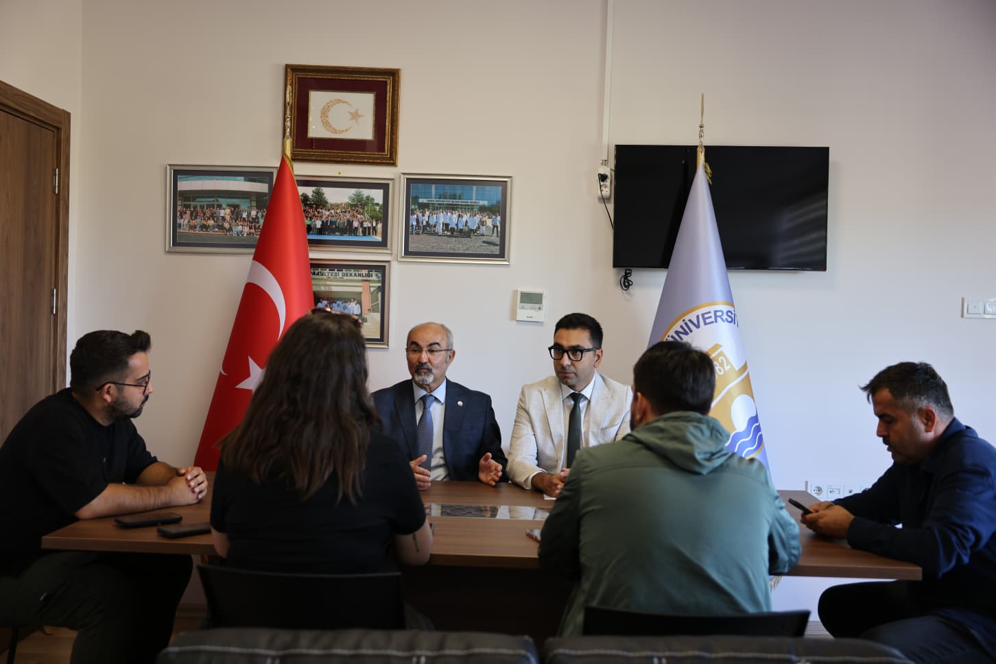 TRAKYA ÜNİVERSİTESİNDE  PULMONER HİPERTANSİYON İLE İLGİLİ BİLGİLENDİRME TOPLANTISI DÜZENLENDİ