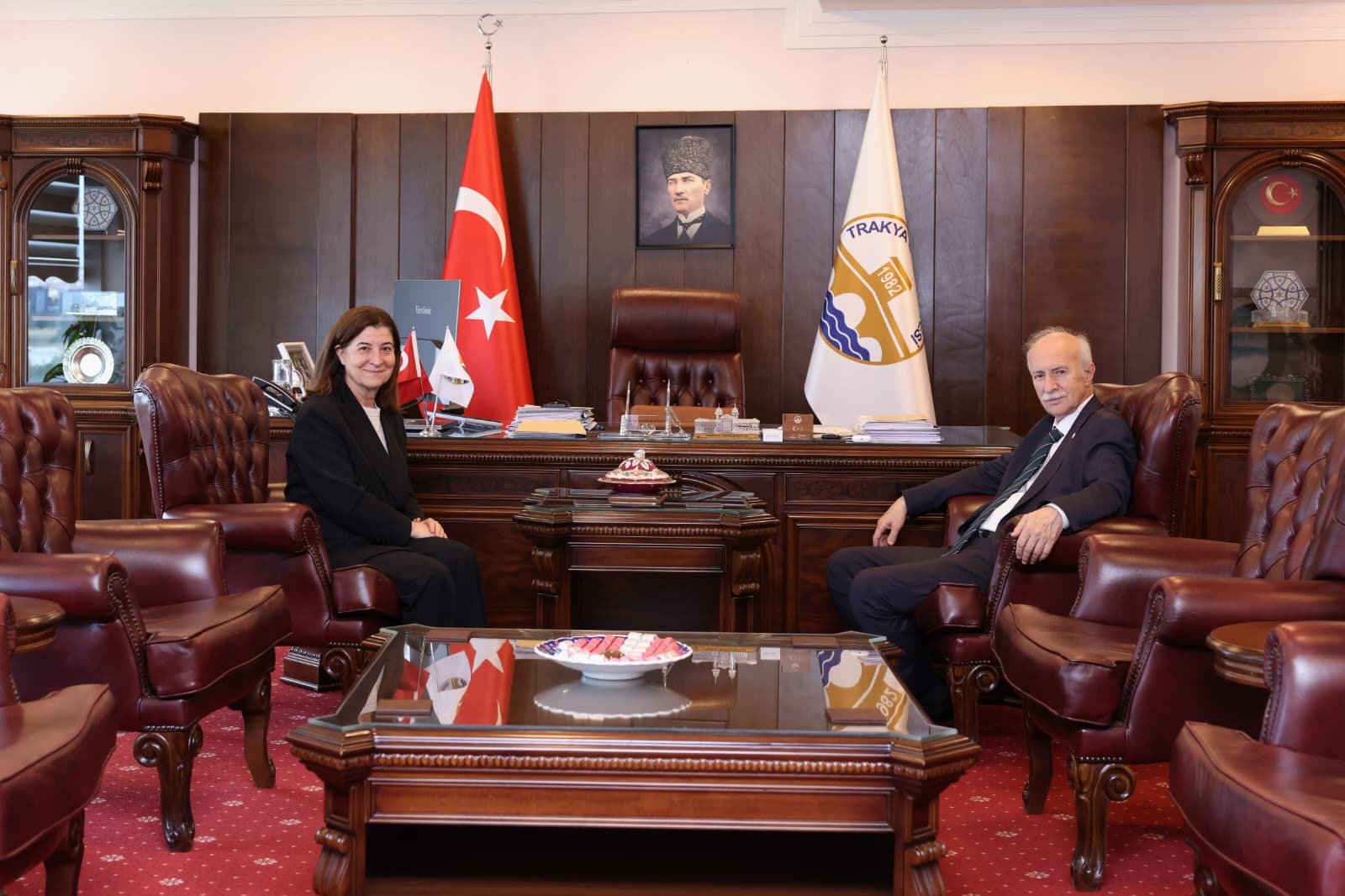 EDİRNE MİLLETVEKİLİ FATMA AKSAL’DAN REKTÖR PROF. DR. MUSTAFA HATİPLER’E ZİYARET