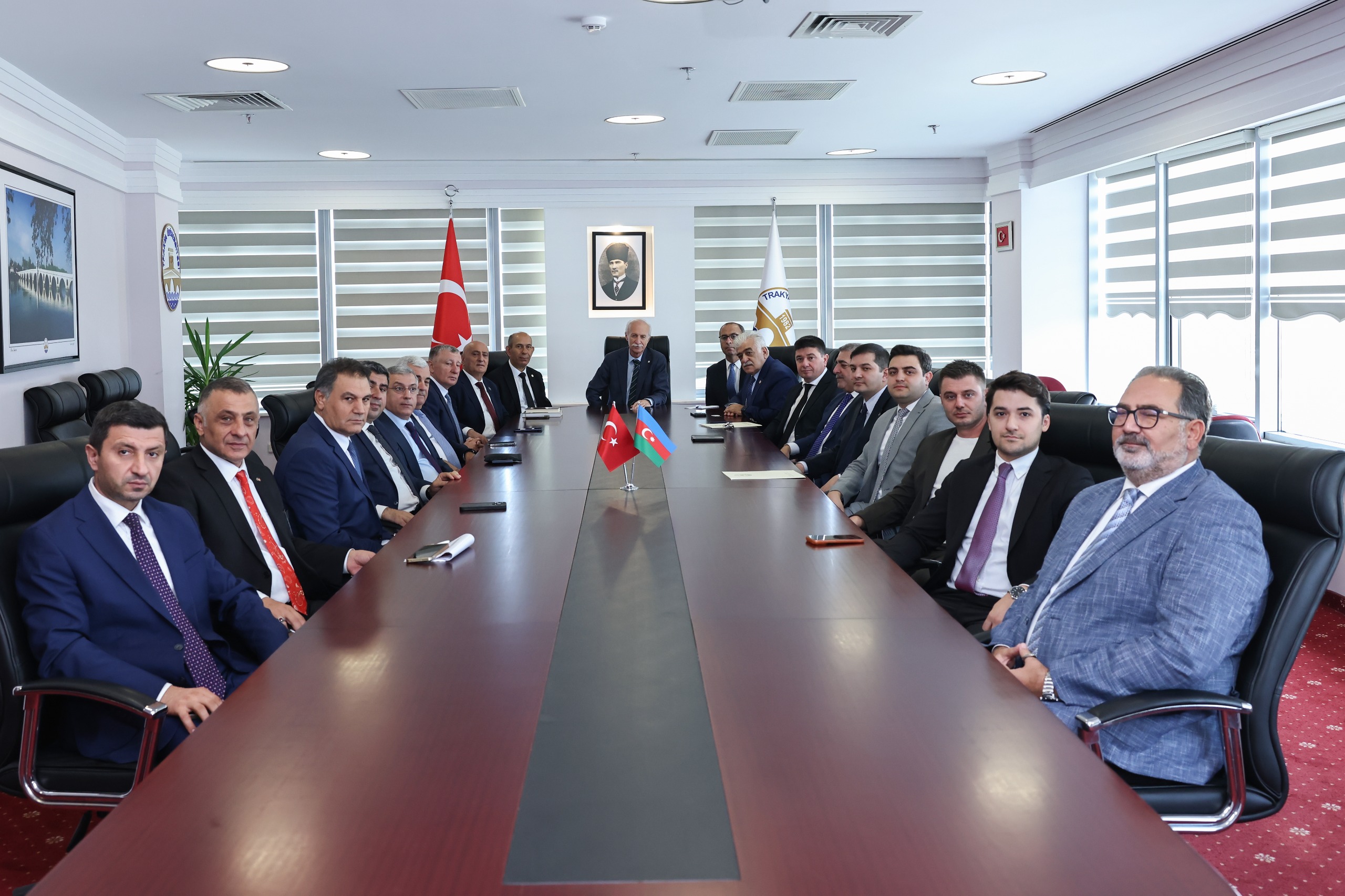 AZERBAYCAN HEYETİNDEN REKTÖR PROF. DR. MUSTAFA HATİPLER’E ZİYARET