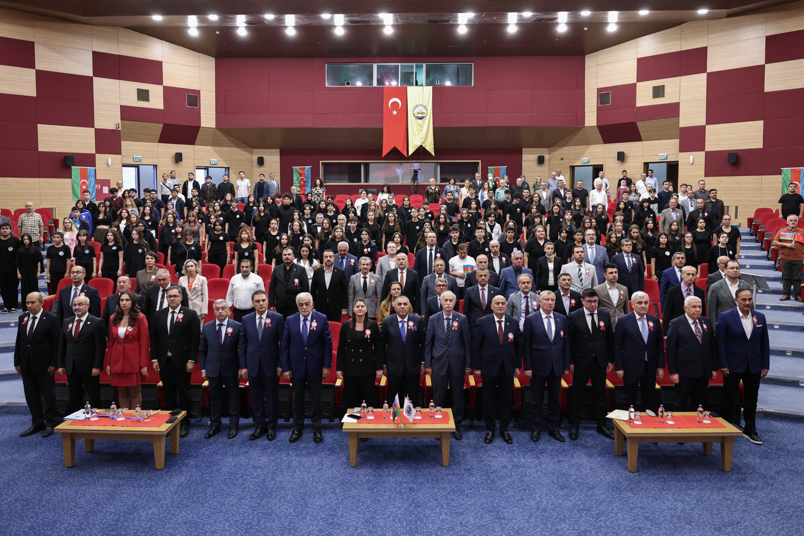 TRAKYA ÜNİVERSİTESİ EV SAHİPLİĞİNDE “BİR MİLLET İKİ DEVLET: ZAFERE DOĞRU UZANAN YOL” KONFERANSI GERÇEKLEŞTİRİLDİ