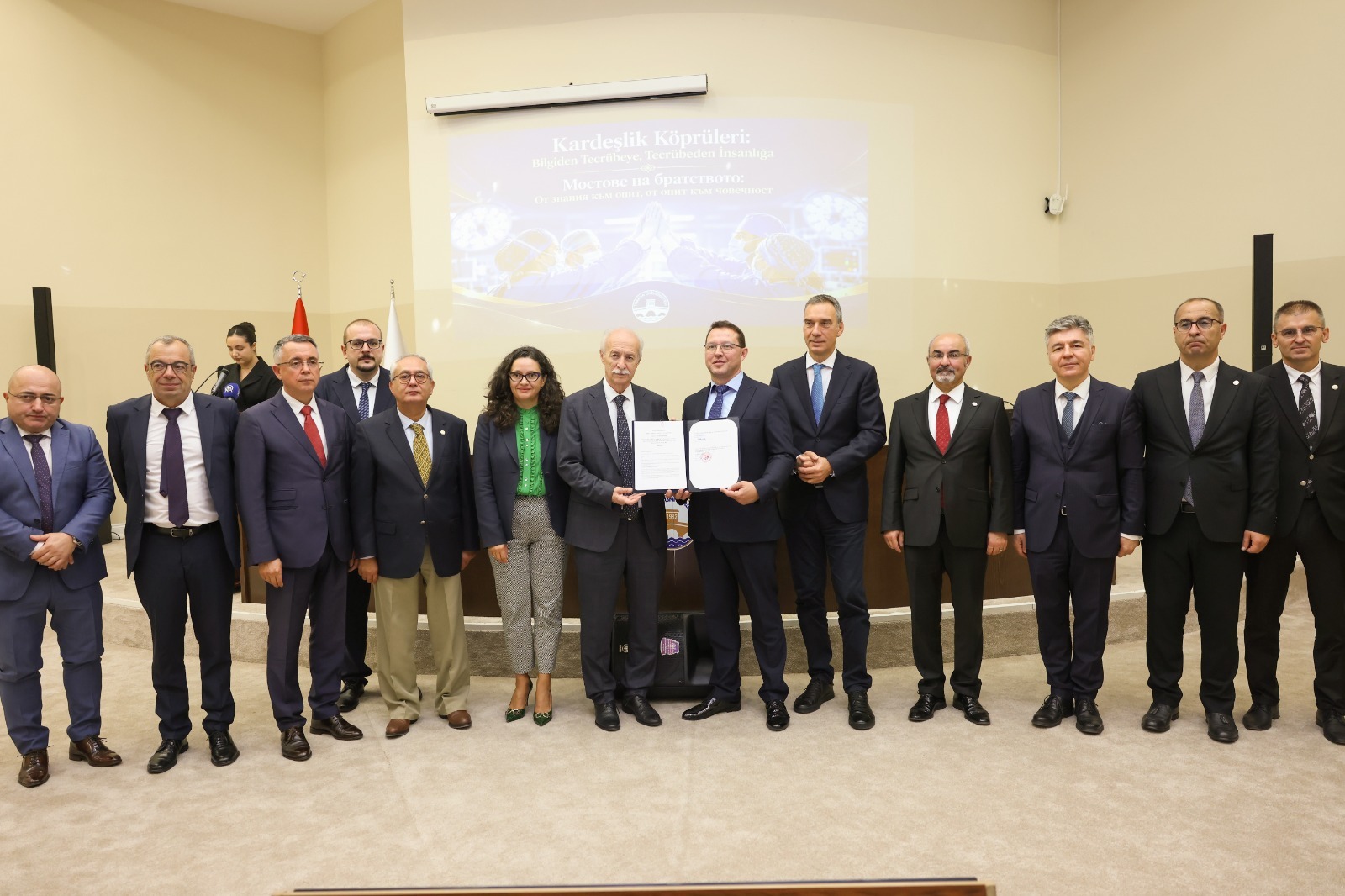 TRAKYA ÜNİVERSİTESİ BULGARİSTAN BURGAZ’DAKİ ÇOCUK HASTANESİYLE İMZALADIĞI PROTOKOLLE “KARDEŞLİK KÖPRÜLERİ” SAĞLIK PROJESİNİ GENİŞLETTİ