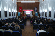 TRAKYA ÜNİVERSİTESİ BİLİM KAFE'DE MEME KANSERİ FARKINDALIĞINA DİKKAT ÇEKİLDİ