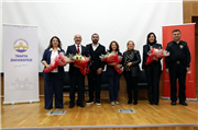 TRAKYA ÜNİVERSİTESİ BİLİM KAFE'DE MEME KANSERİ FARKINDALIĞINA DİKKAT ÇEKİLDİ