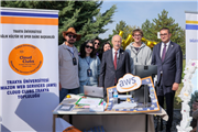 TRAKYA ÜNİVERSİTESİNDE “TOPLULUKLAR BULUŞUYOR” ETKİNLİĞİ ÖĞRENCİLERİN YOĞUN KATILIMIYLA BAŞLADI