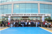 TRAKYA ÜNİVERSİTESİNDE “TOPLULUKLAR BULUŞUYOR” ETKİNLİĞİ ÖĞRENCİLERİN YOĞUN KATILIMIYLA BAŞLADI