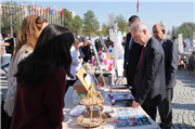 EDİRNE VALİSİ YUNUS SEZER VE REKTÖR PROF. DR. MUSTAFA HATİPLER “TOPLULUKLAR BULUŞUYOR” ETKİNLİĞİNDE ÖĞRENCİLERLE BİR ARAYA GELDİ