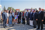 EDİRNE VALİSİ YUNUS SEZER VE REKTÖR PROF. DR. MUSTAFA HATİPLER “TOPLULUKLAR BULUŞUYOR” ETKİNLİĞİNDE ÖĞRENCİLERLE BİR ARAYA GELDİ