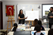 BALKAN RESSAMLARI EDİRNE’DE ÖĞRENCİLERLE SANAT ATÖLYELERİNDE BULUŞTU