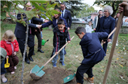 TRAKYA ÜNİVERSİTESİNDE CUMHURİYETİMİZİN 103. YIL FİDANI TOPRAKLA BULUŞTURULDU