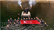 TRAKYA ÜNİVERSİTESİ SUALTI TOPLULUĞUNDAN CUMHURİYET’E SAYGI DALIŞI