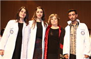 ECZACILIK FAKÜLTESİ BEYAZ ÖNLÜK TÖRENİ