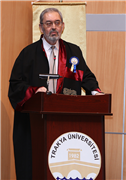 ECZACILIK FAKÜLTESİ BEYAZ ÖNLÜK TÖRENİ
