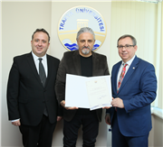 TRAKYA ÜNİVERSİTESİ REKTÖRÜ PROF. DR. ERHAN TABAKOĞLU, YENİ ATANAN VE YÜKSELEN ÖĞRETİM ÜYELERİYLE BİR ARAYA GELDİ