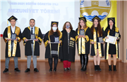 İKTİSADİ VE İDARİ BİLİMLER FAKÜLTESİ, DERECEYE GİREN ÖĞRENCİLERİNİ TÖRENLE UĞURLADI