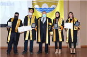 İKTİSADİ VE İDARİ BİLİMLER FAKÜLTESİ, DERECEYE GİREN ÖĞRENCİLERİNİ TÖRENLE UĞURLADI