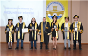 İKTİSADİ VE İDARİ BİLİMLER FAKÜLTESİ, DERECEYE GİREN ÖĞRENCİLERİNİ TÖRENLE UĞURLADI