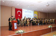 İKTİSADİ VE İDARİ BİLİMLER FAKÜLTESİ, DERECEYE GİREN ÖĞRENCİLERİNİ TÖRENLE UĞURLADI