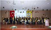 İKTİSADİ VE İDARİ BİLİMLER FAKÜLTESİ, DERECEYE GİREN ÖĞRENCİLERİNİ TÖRENLE UĞURLADI