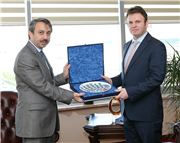 "KARAAĞAÇ ŞEHİT HASAN RIZA MÜZESİ PROJESİ" SÖZLEŞMESİ İMZALANDI