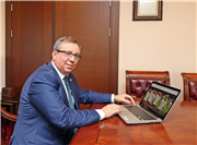 TRAKYA ÜNİVERSİTESİ REKTÖRÜ PROF. DR. ERHAN TABAKOĞLU, AA’NIN DÜZENLEDİĞİ “YILIN FOTOĞRAFLARI” OYLAMASINA KATILDI