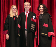 ÜNİVERSİTEMİZDE 2017-2018 AKADEMİK BAŞARI VE MEZUNİYET TÖRENİ