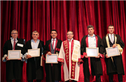ÜNİVERSİTEMİZDE 2017-2018 AKADEMİK BAŞARI VE MEZUNİYET TÖRENİ