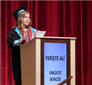 TRAKYA ÜNİVERSİTESİ EDEBİYAT FAKÜLTESİ YENİ MEZUNLARINI VERDİ