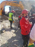 UMKE TİMİNDE YER ALAN TRAKYA ÜNİVERSİTELİLER, DEPREM BÖLGESİNDE ACİL SAĞLIK VE YARDIM HİZMETLERİNDE BULUNDU…