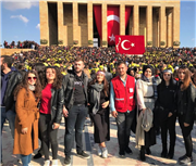 TRAKYA ÜNİVERSİTESİ ÖĞRENCİLERİ ATAMIZIN HUZURUNDA