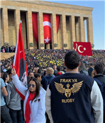 TRAKYA ÜNİVERSİTESİ ÖĞRENCİLERİ ATAMIZIN HUZURUNDA