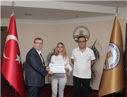 TETOVA ÜNİVERSİTESİ ÖĞRENCİLERİNE SERTİFİKALARI VERİLDİ