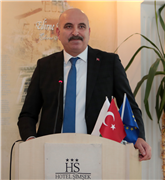 TRAKYA ÜNİVERSİTESİ VAKFI ÖNDERLİĞİNDE, SÜRDÜRÜLEBİLİR TURİZM VE ÇEVRE KORUMA KONULARI KONUŞULDU
