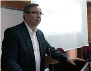 REKTÖRÜMÜZ İLK EĞİTİM GÜNLERİNDE ÖĞRENCİLERİ YALNIZ BIRAKMADI