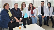 TRAKYA ÜNİVERSİTESİ ECZACILIK FAKÜLTESİ ÖĞRENCİLERİNDEN HASTALARI GÜLÜMSETEN İLAÇ