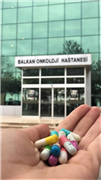 TRAKYA ÜNİVERSİTESİ ECZACILIK FAKÜLTESİ ÖĞRENCİLERİNDEN HASTALARI GÜLÜMSETEN İLAÇ