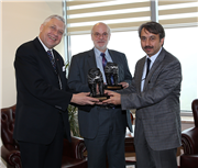 YABANCI SANATÇILARDAN REKTÖRÜMÜZE ZİYARET